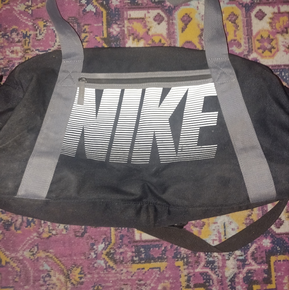 Nike duffel bag